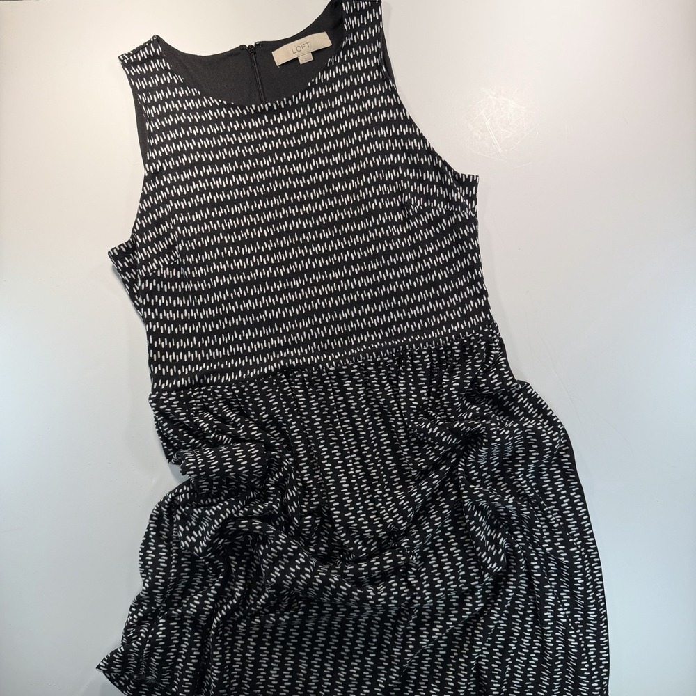 Ann Taylor Loft Sleeveless Black & White‎ Patterned Dress Knee Length Size M